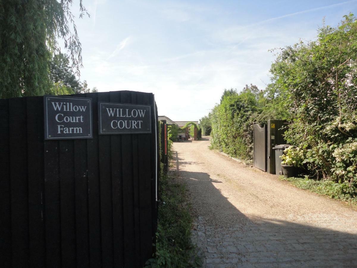 Willow Court Farm Studio South & Petting Farm, 8 Mins From Legoland & Windsor, 15 Mins From Lapland Uk Luaran gambar